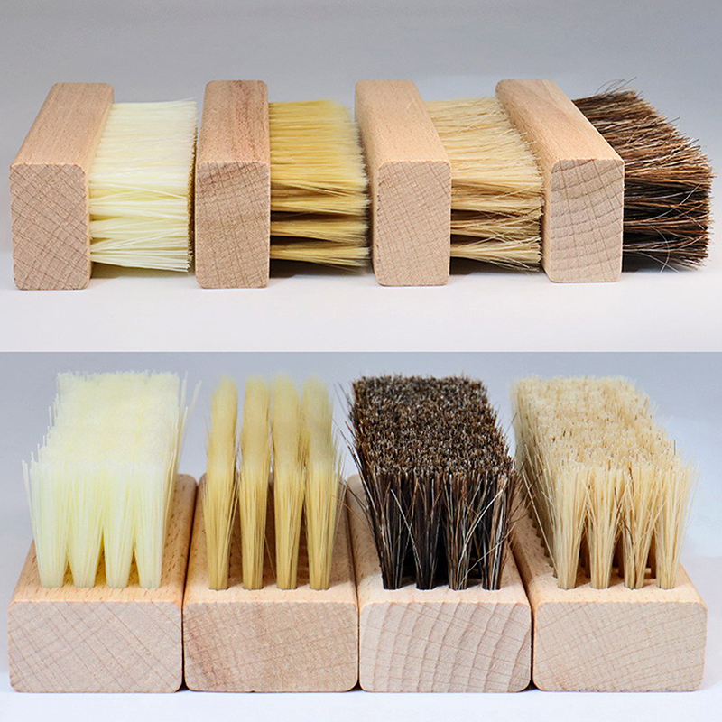 Shoe Cleaning Brush - فرشاة أحذية بمقبض خشبي ، مفيدة