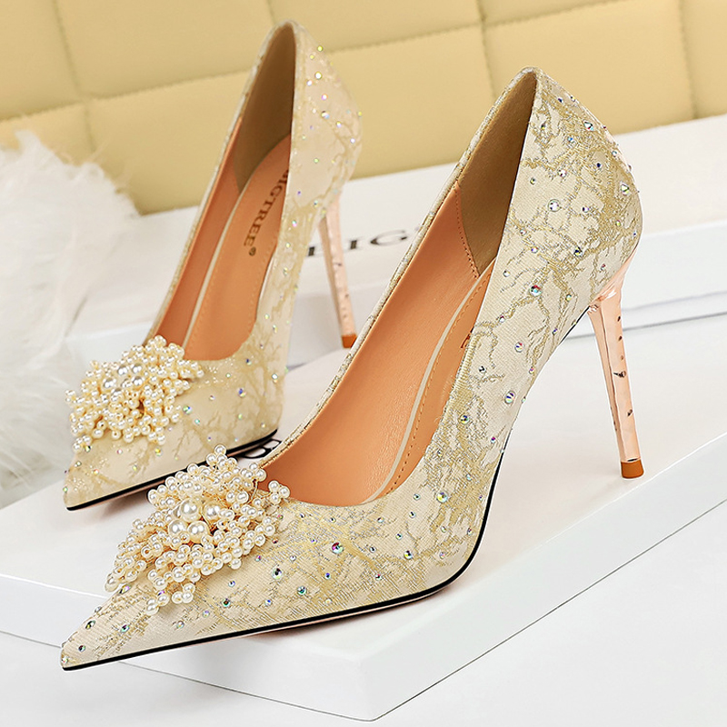 أحذية BIGTREE أحذية نسائية على - مراجعة Shoe Tree وسعره