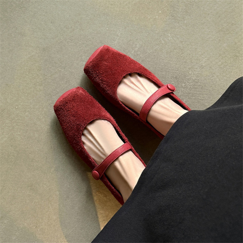 أحذية نسائية جديدة للربيع/الخر - مراجعة Shoe Brush وسعره