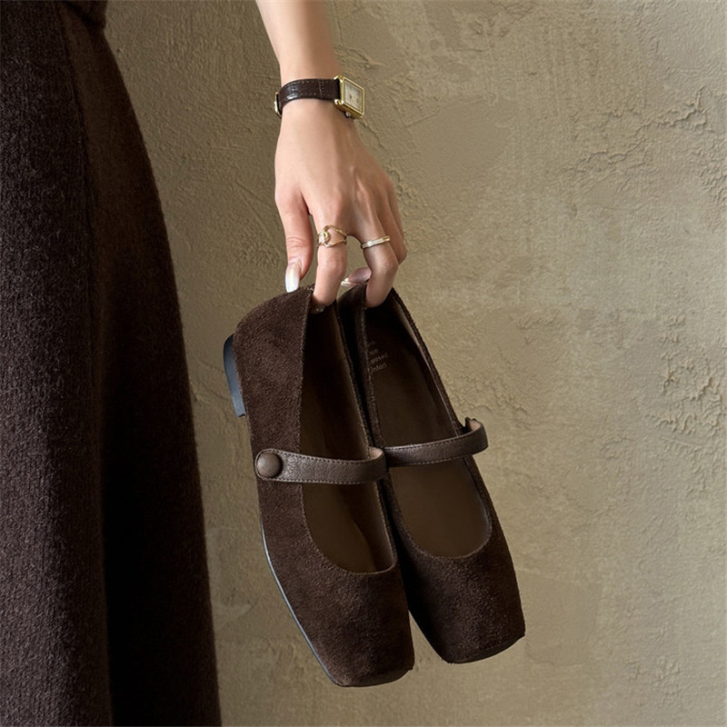 أحذية نسائية جديدة للربيع/الخر - مراجعة Shoe Brush وسعره