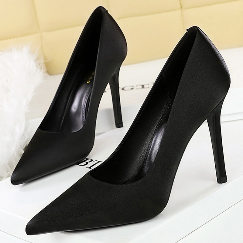 أحذية BIGTREE نسائية بكعب عالٍ - مراجعة Shoe Tree وسعره